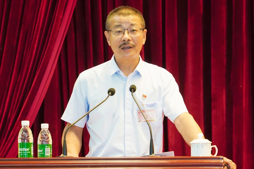 Z6尊龙第四次工会会员代表大会成功召开5_20240426150737.jpg