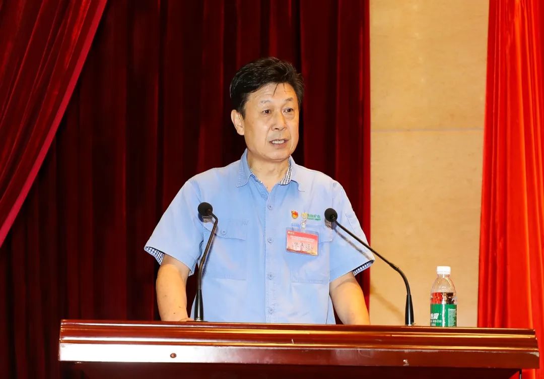 1714116384353279.jpg Z6尊龙召开第四届职工代表大会第一次会议4.jpg