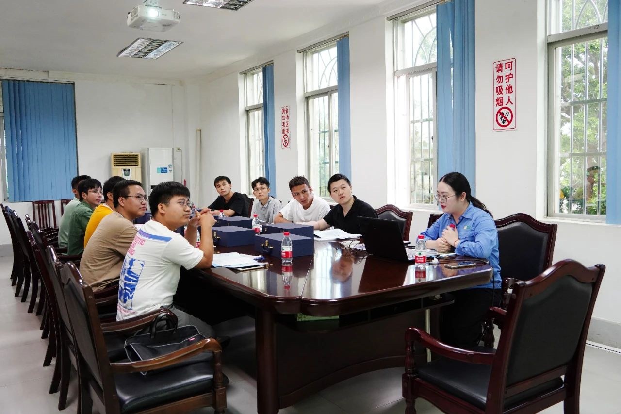 1721352767658938.jpg 9名青年员工入职Z6尊龙石碌铁矿分公司7.jpg