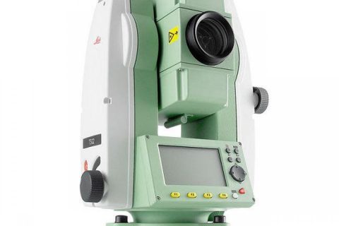 徕卡 TS02PLUS（另配含2个木制脚架，2个棱镜，2副2.15米对中杆及支架，充电器，电池，说明书，仪器箱） 全站仪